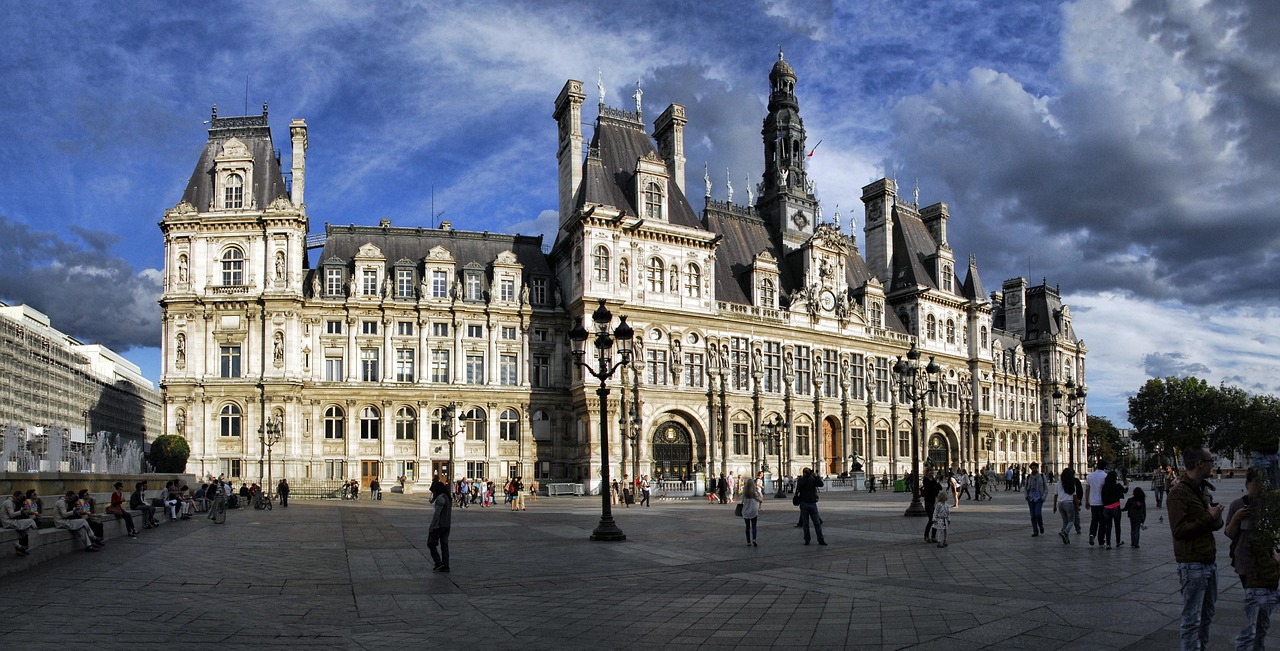 Hotel de Ville de Paris - administration francaise